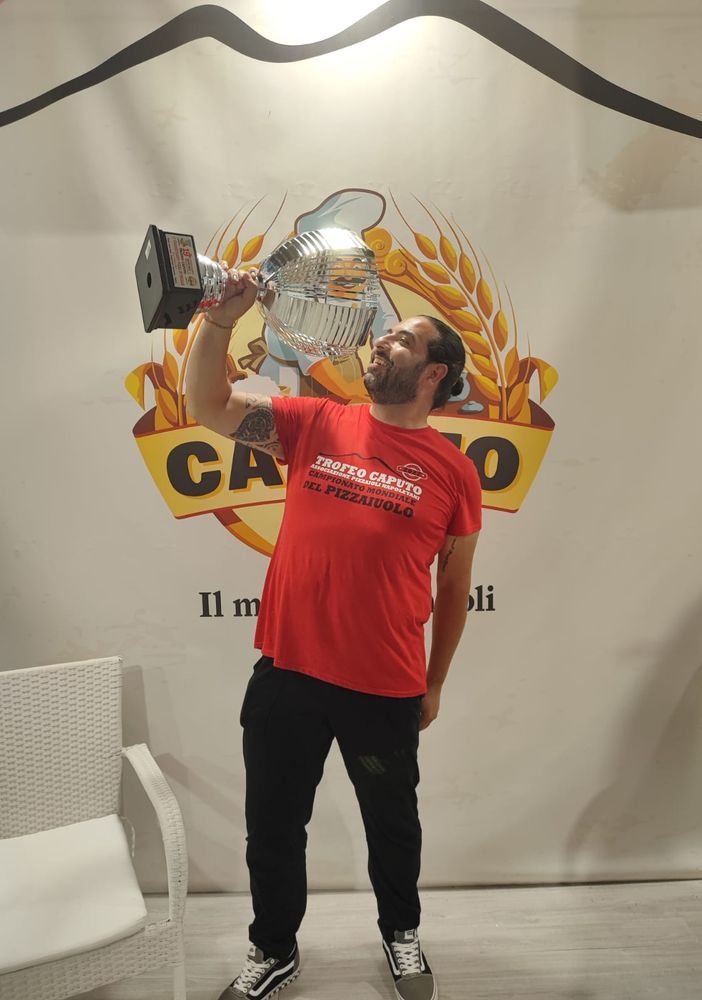 Luca Mendozza è il campione mondiale dei Pizzaioli