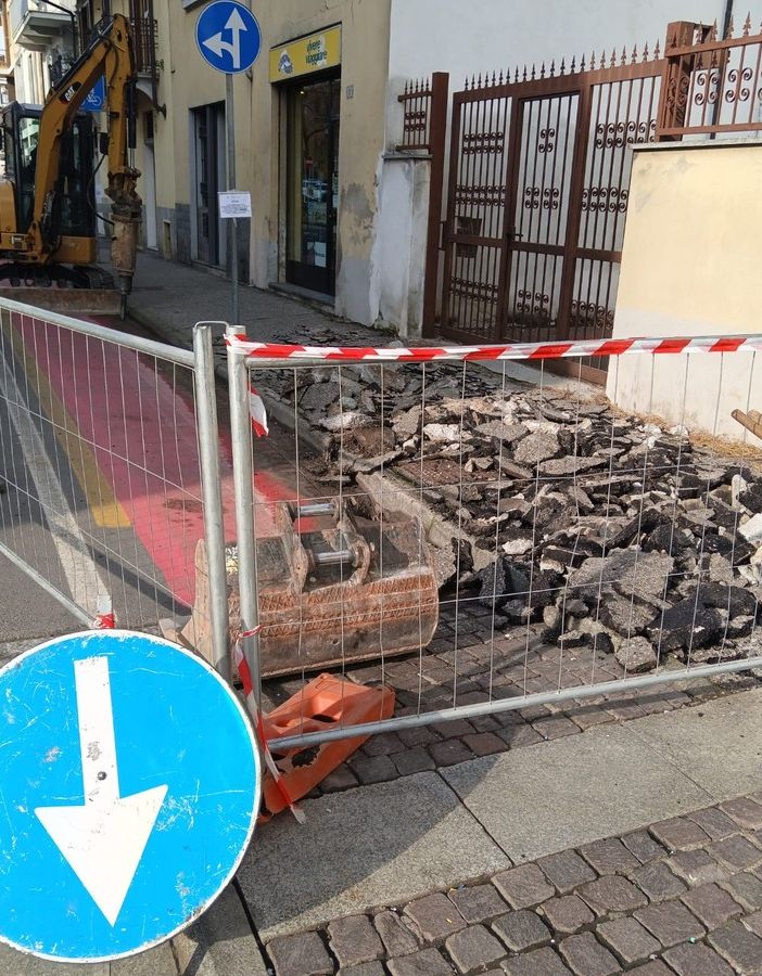 Rinnovo urbano a Galliate: si inizia dal marciapiede di Viale Dante