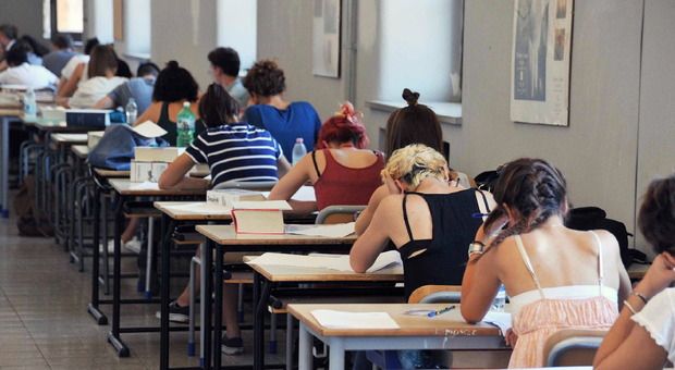​Maturità: a Novara vigilia con talk show on line
