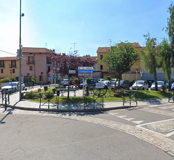 Il Natale arriva con le sue luci a Mercurago