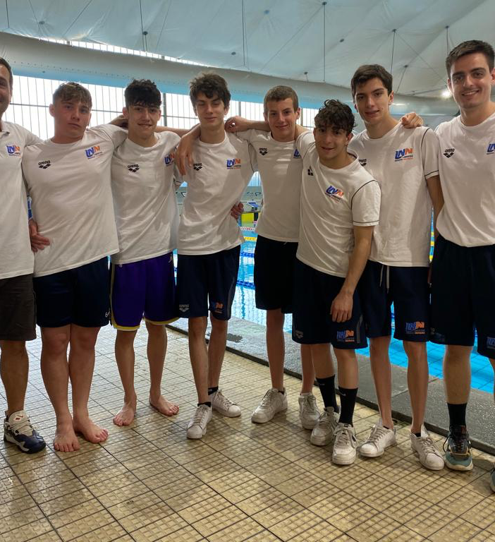 I ragazzi della Libertas Nuoto Novara 10 volte in “top ten”  al campionato italiano