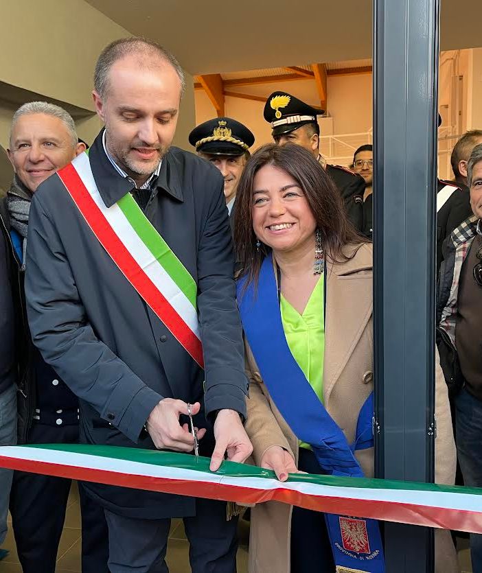 Inaugurato il nuovo palazzetto di Trecate. FOTO