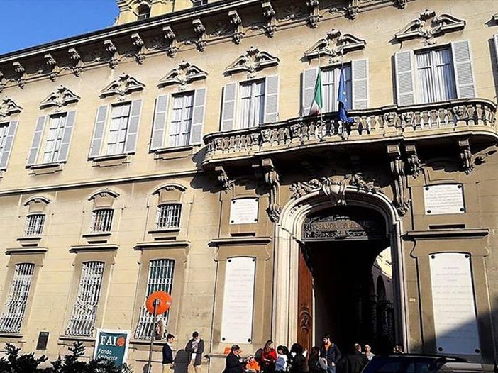 Visite guidate a Palazzo Bellini con il Fai Giovani di Novara