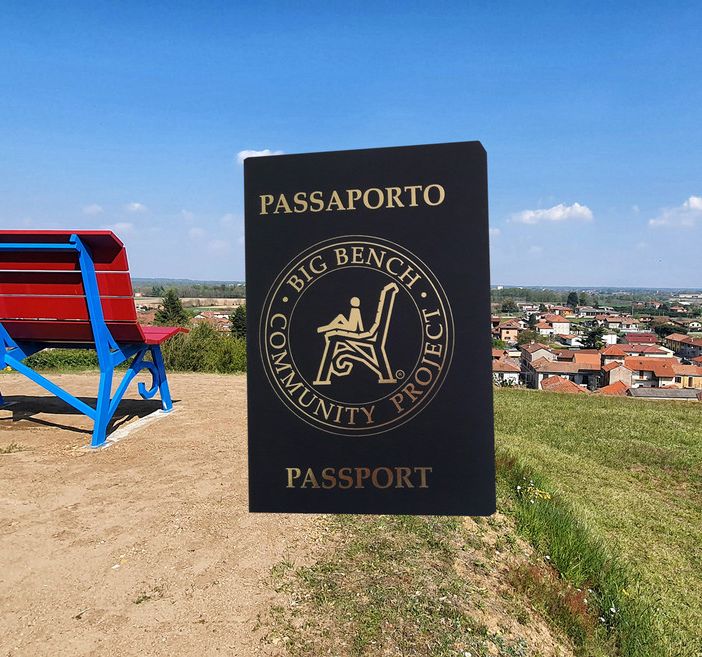Disponibile a Barengo il passaporto delle Panchine Giganti