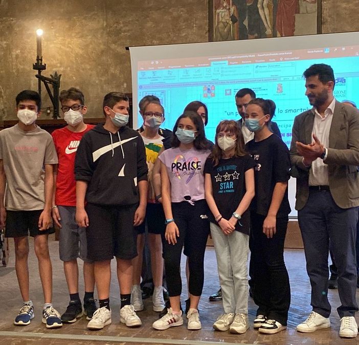 Consegnati i patentini per lo smartphone a oltre 13mila studenti piemontesi