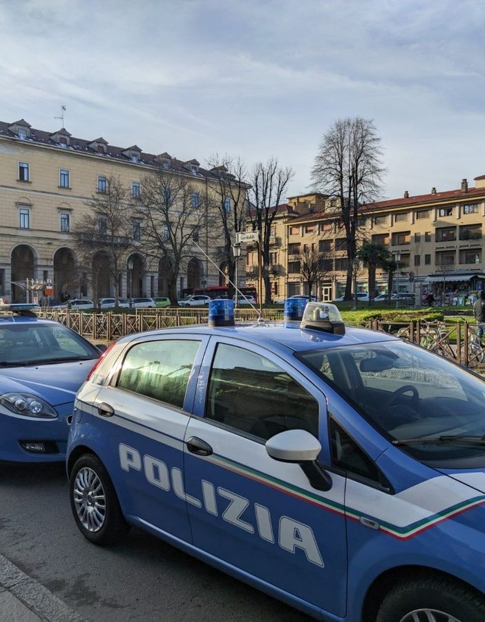 Prevenzione e controlli della polizia di Novara con il reparto prevenzione crimine di Torino
