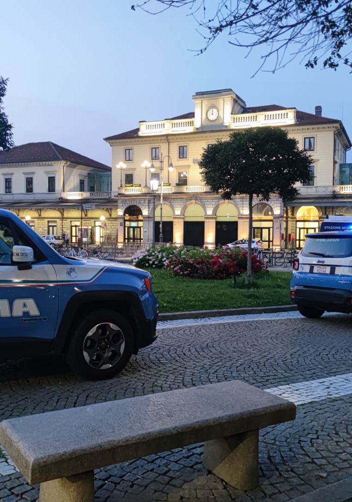 Aggressione alla stazione di Novara: studente ferito e sindaco chiede azioni immediate