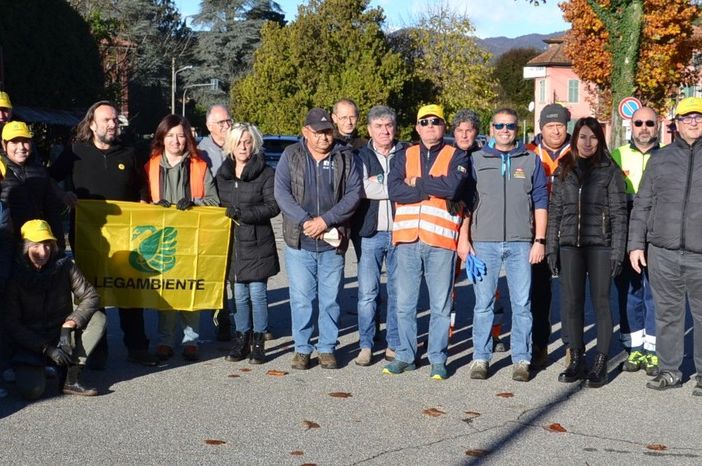 &quot;Puliamo il mondo&quot;: successo per la giornata ecologica sulla strada del Rubinetto