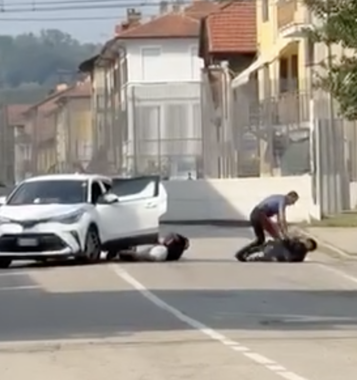 Rapina e scippo a Borgomanero: tre malviventi arrestati dopo inseguimento
