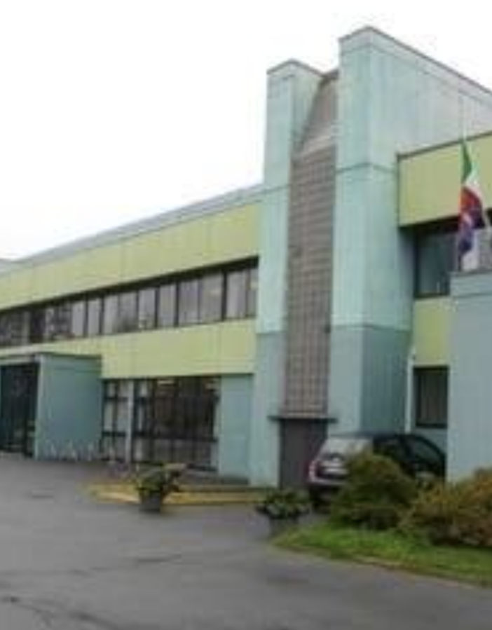 Ministro Valditara contestato ad Arona, la Cgil contro il preside Amato