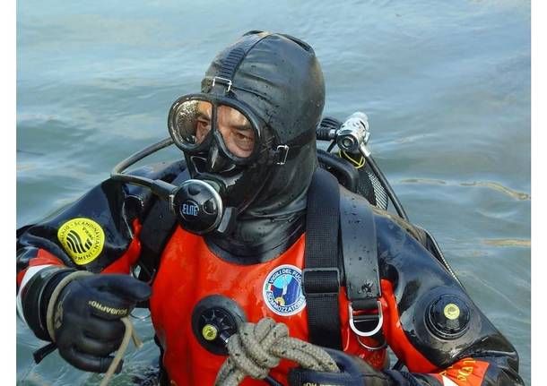 Ancora senza esito le ricerche del nuotatore disperso nel lago d'Orta