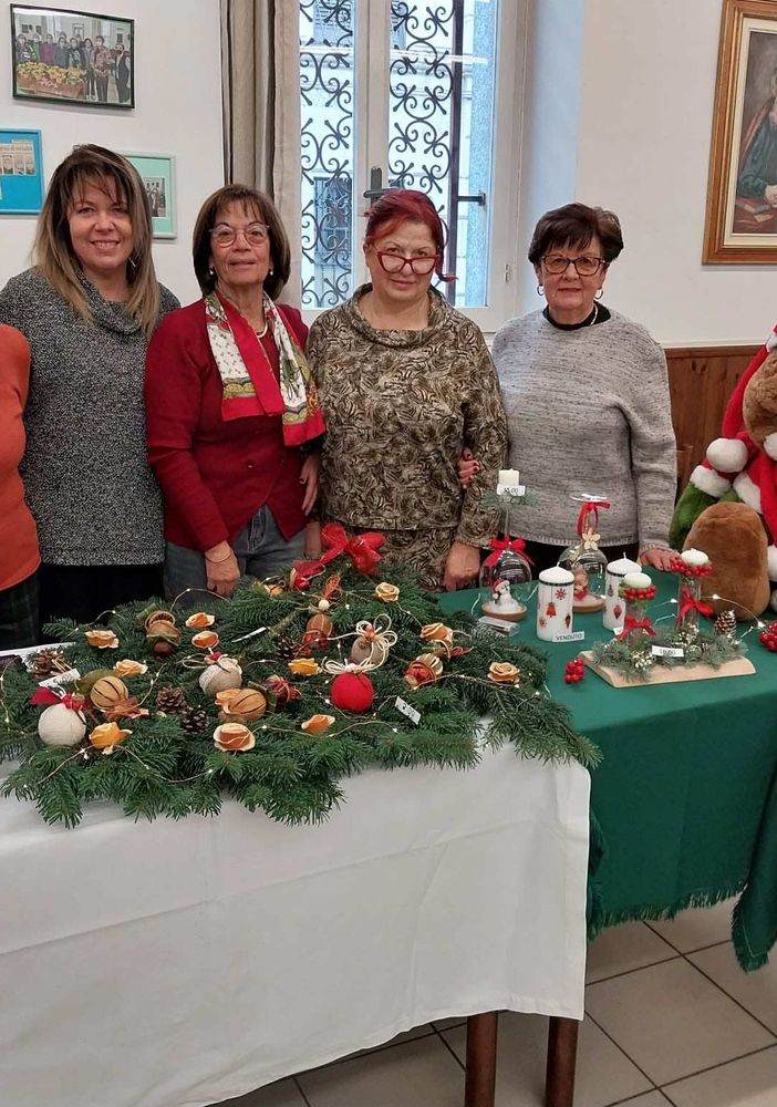 Tante idee regalo solidali al Mercatino di Natale di “Sportello Vita”