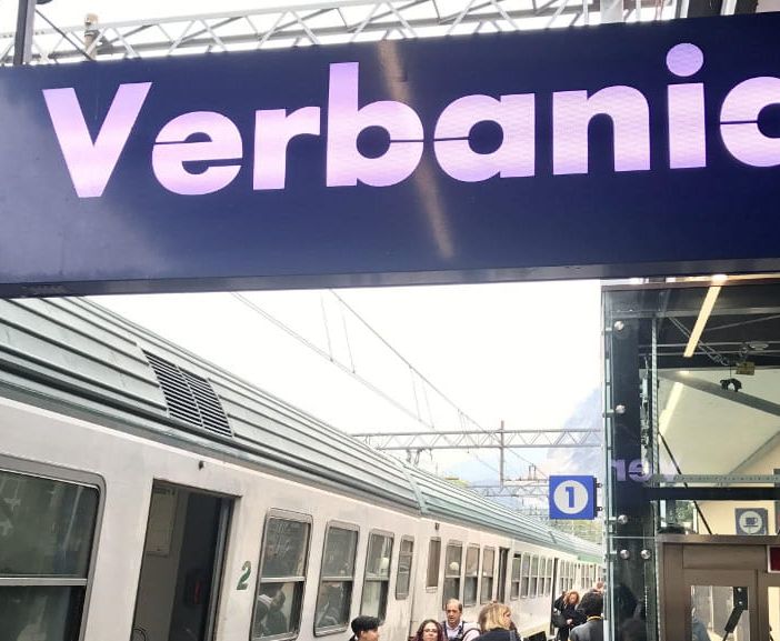 “Due ore fermi tra Busto Arsizio e Gallarate per un guasto ai binari”