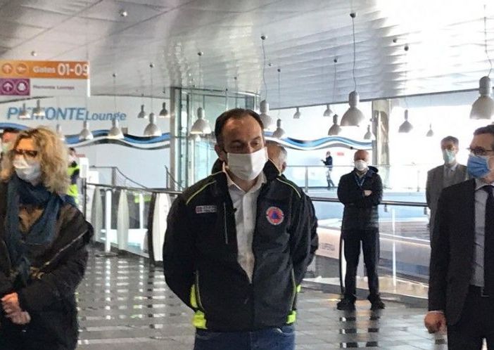 Coronavirus, Cirio proroga fino al 13 aprile l'ordinanza in Piemonte: uscite all'aria aperta non oltre 200 metri da casa