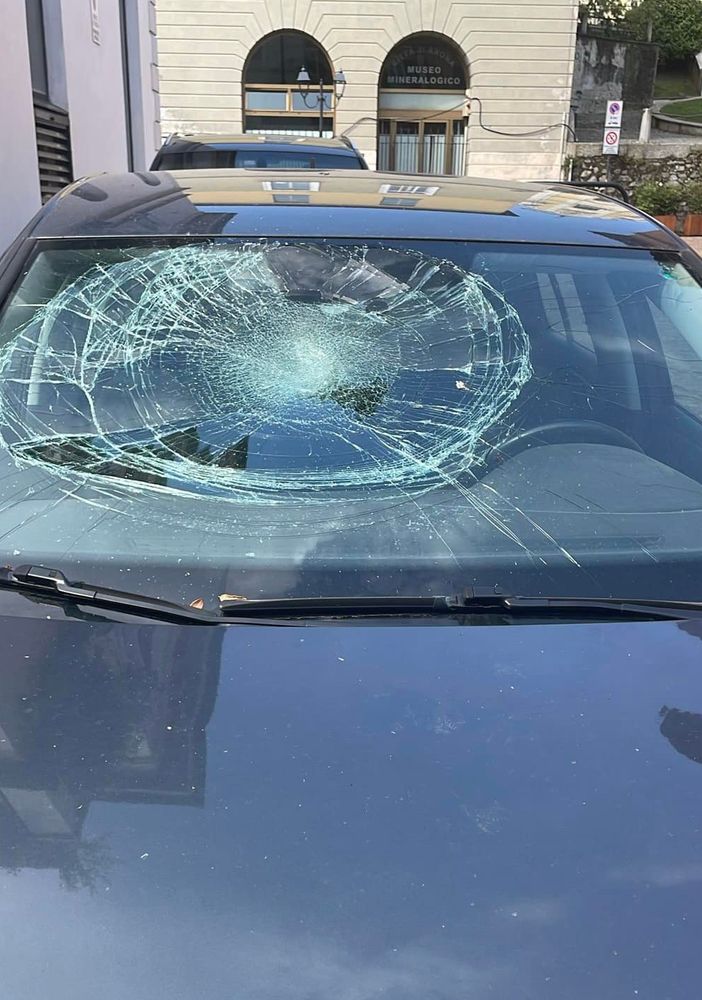 Arona, inflessibilità contro i vandali