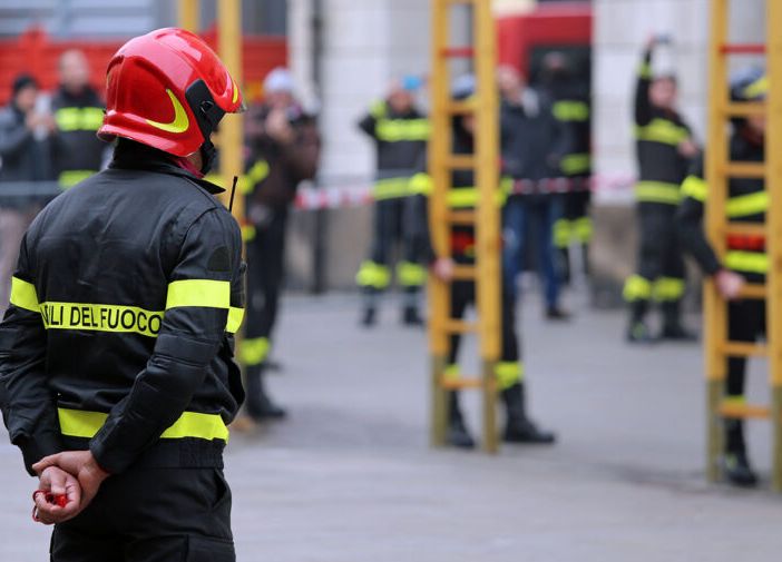 Garantire i contributi per i Vigili del fuoco volontari. All'unanimità, su proposta di Ruzzola, il consiglio chiede alla giunta di reperire i fondi