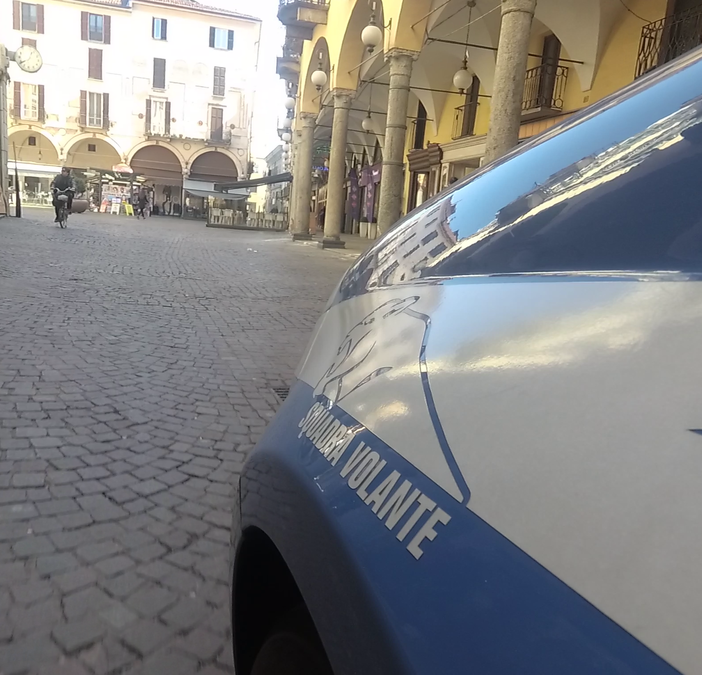 Novara: furto in una farmacia, un arresto
