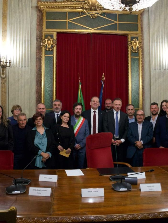 Gestione lupo, anche gli allevatori del Vco all'incontro con il ministro dell'agricoltura