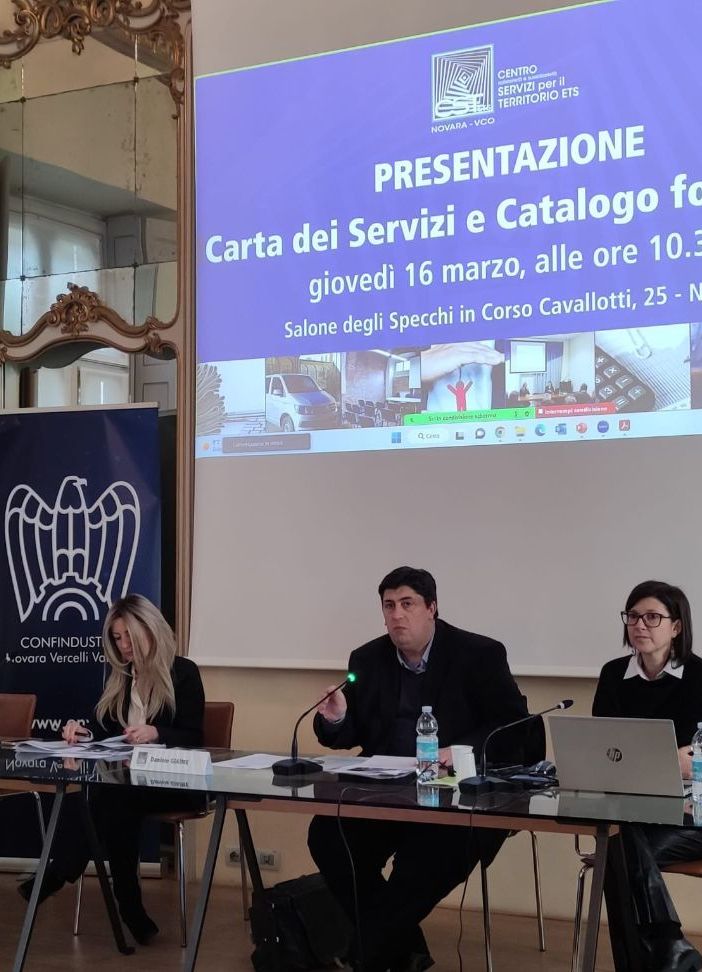 Cst, presentati la carta servizi e il catalogo formativo