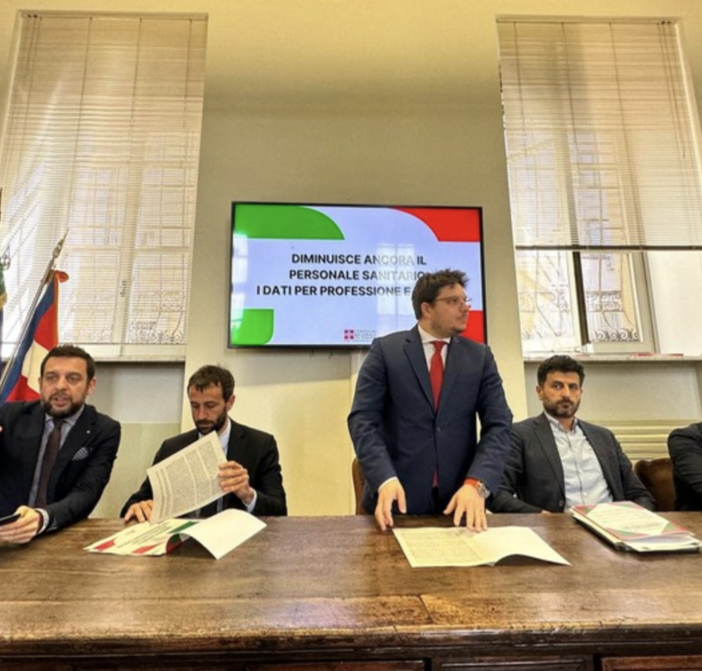 Il Pd attacca Cirio: &quot;Con la destra al governo aumenta il ricorso ai gettonisti negli ospedali&quot;