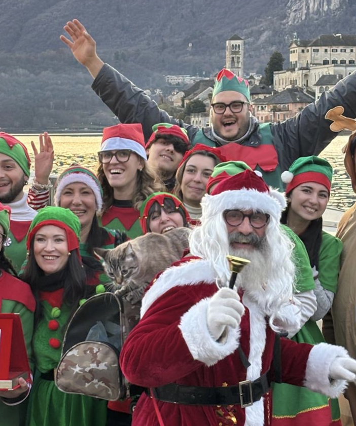 Un Successo Straordinario per &quot;l''Isola di Babbo Natale&quot; a Orta San Giulio