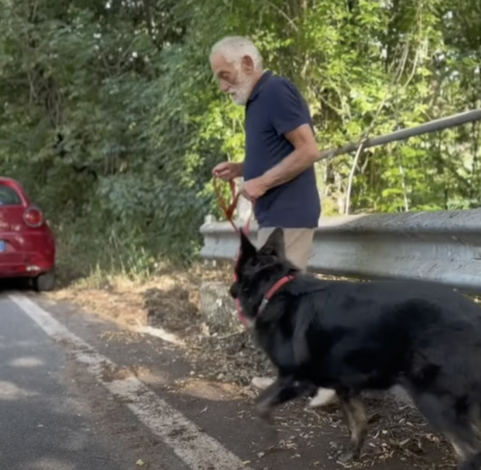 Nuova campagna della Polizia contro l'abbandono degli animali: #lamiciziaèunacosaseria