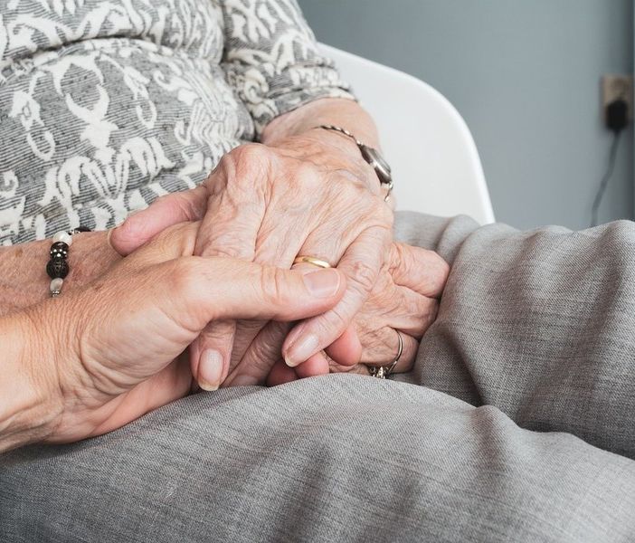 Covid, Senior Italia FederAnziani: &quot;Il 95% dei morti è ancora over 60&quot;