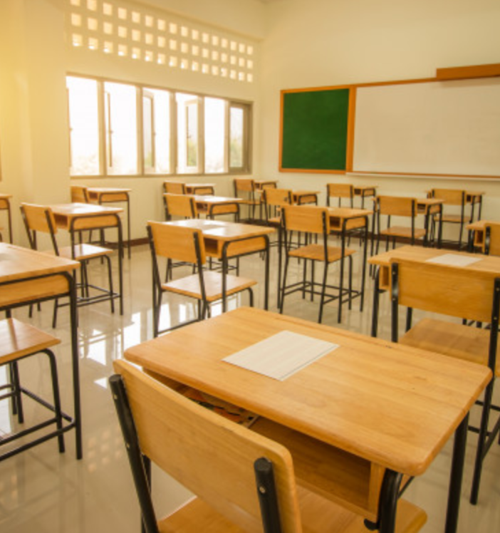 Vacanze scolastiche anticipate per via delle votazioni