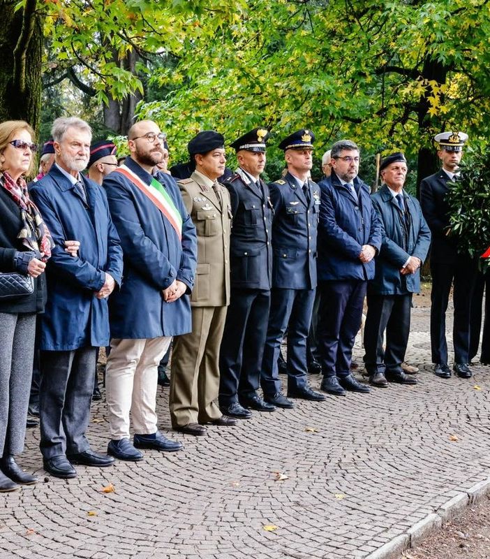 Novara ha ricordato i Caduti di Nassiriya e i marinai d'Italia