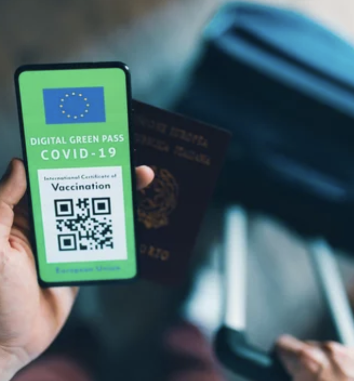 Covid, da oggi Green pass anche per il parrucchiere e l'estetista