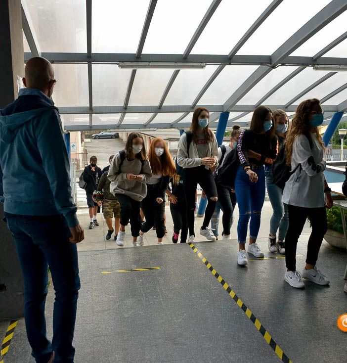 Covid nelle scuole, nel novarese 22 focolai e 53 classi in quarantena
