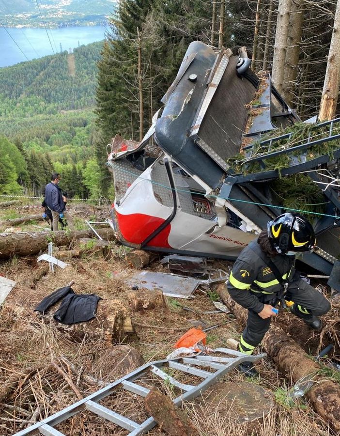 Strage del Mottarone, ci sono altri 11 indagati, 9 persone e due società