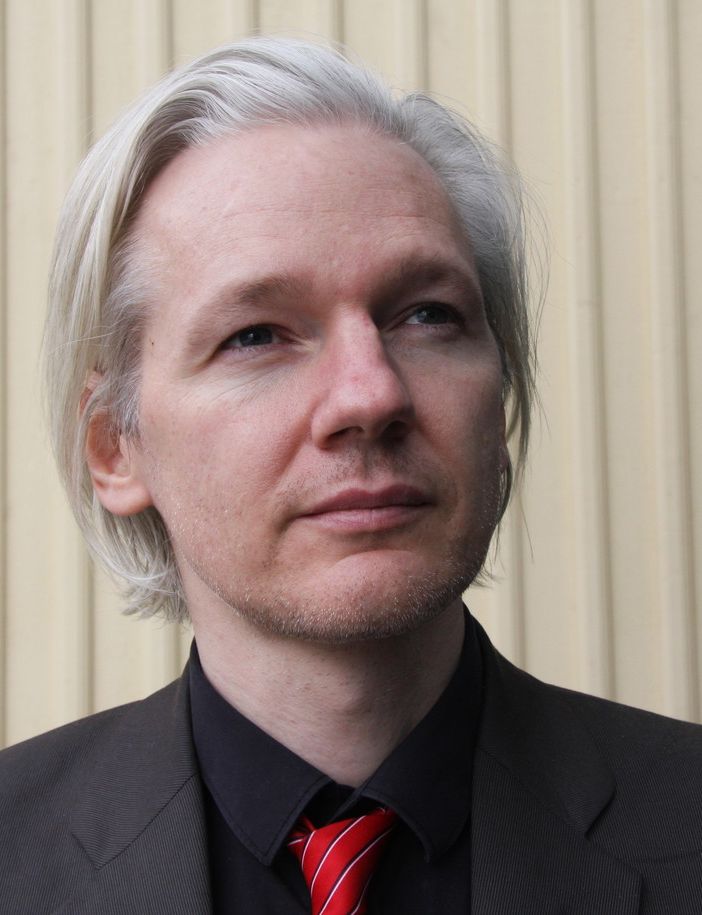 Amnesty International, un presidio contro l'estradizione di Julian Assange