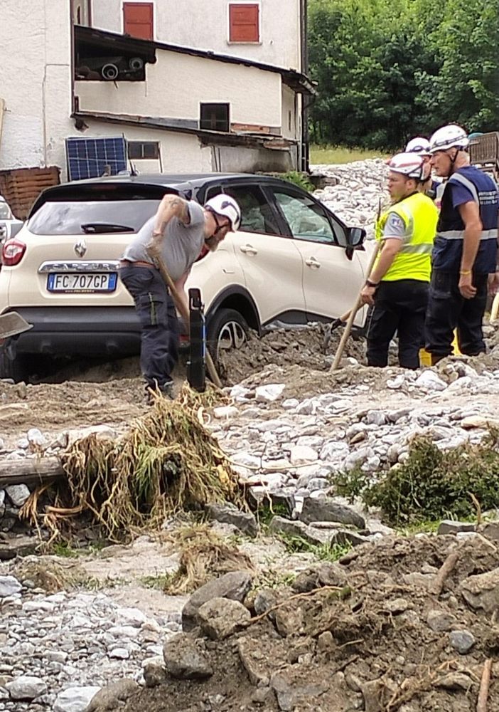 I volontari della Protezione Civile di Novara in azione a Macugnaga