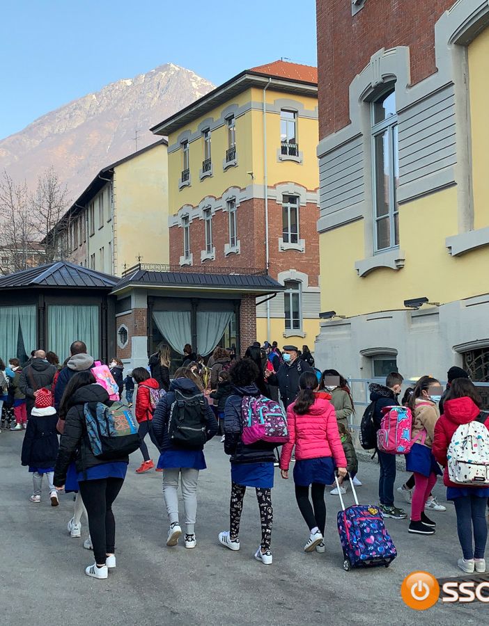 Annuncio del Governo: scuole aperte fino alla prima media (anche in zona rossa)