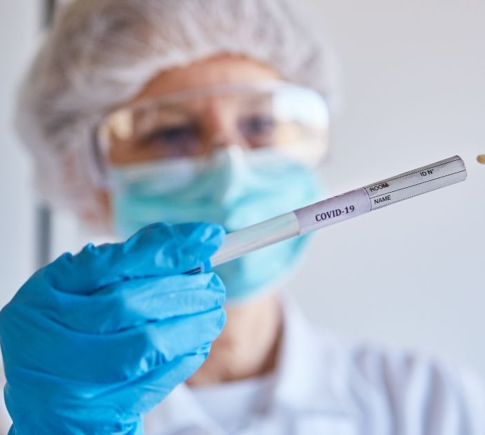 Triplicate le richieste di tamponi per ottenere il green pass