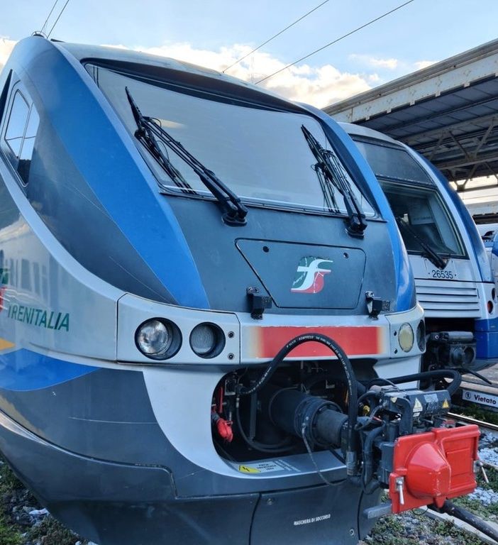 Ferrovie, nel 2025 cento nuovi treni regionali di Trenitalia