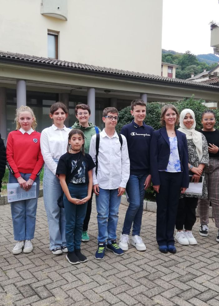 Omegna, il Consiglio Comunale dei ragazzi presenta il concorso Scrittori in erba