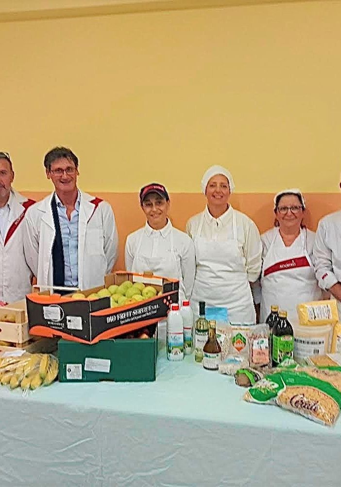 Castelletto Sopra Ticino, il 19 maggio porte aperte in cucina a genitori e famiglie