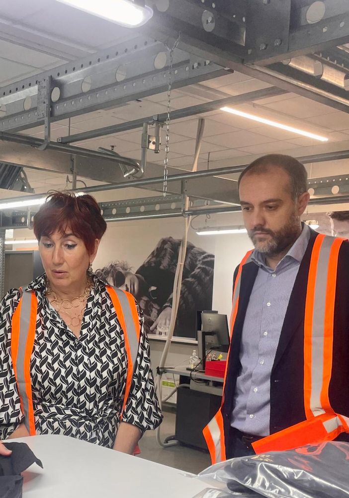 Il sindaco Binatti e il Questore di Novara in visita al polo logistico di Kering
