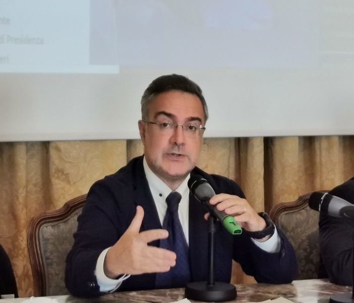 Stecco (Lega): “Dalla commissione Sanità via libera alla programmazione per costruire sei nuovi ospedali con fondi Inail