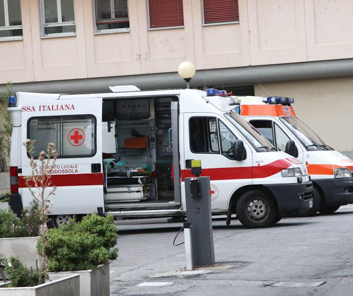 “In estate medici insufficienti per i turni del 118. Depotenziati  Omegna e Gattinara”