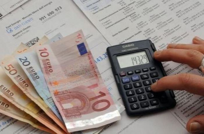 Bollette boom, l'allarme di Coldiretti Piemonte: &quot;Stangata da 9 miliardi, dai campi alla tavola&quot;