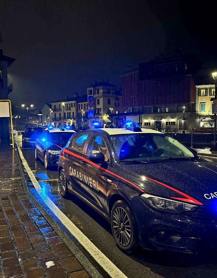 Omegna: denunciato un ragazzo residente nel novarese per possesso di un coltello