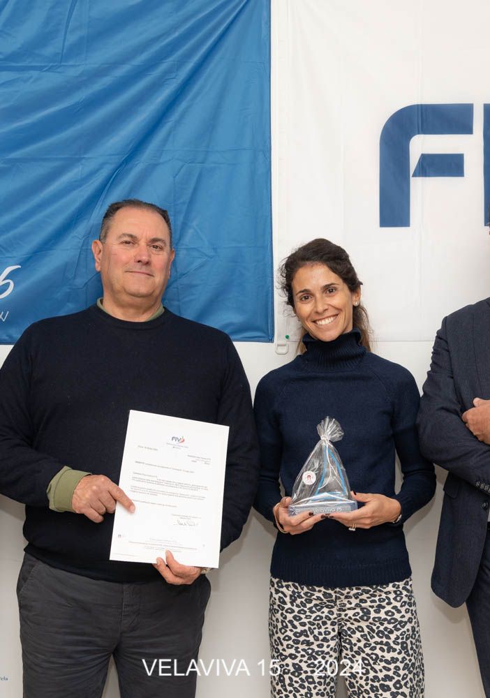 Consegnate le donazioni alle associazioni sostenitrici di &quot;Vela Viva 15&quot;