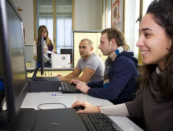 Tirocini extracurriculari: 6 giovani su 10 trovano occupazione tra i 6 e i 12 mesi dalla fine del percorso