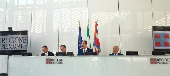 Soldi subito alle associazioni sportive: accordo tra Regione Piemonte e Intesa San Paolo Soldi subito alle associazioni sportive: accordo tra Regione Piemonte e Intesa San Paolo