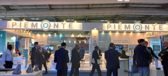 Presenti 17 PMI che rispondo ai bisogno del comparto aeronautica, spazio e difesa Presenti 17 PMI che rispondo ai bisogno del comparto aeronautica, spazio e difesa