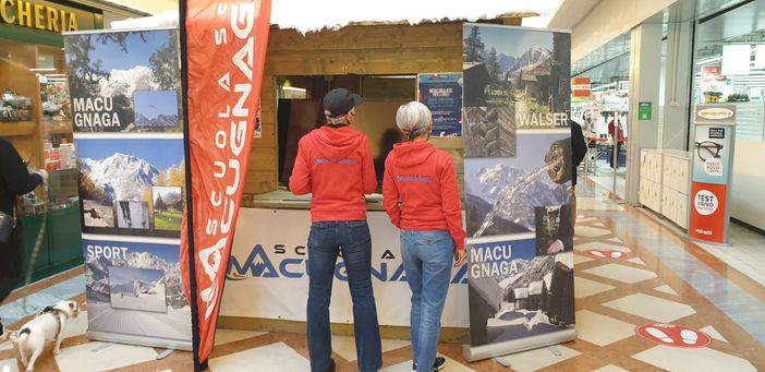 “Scivolando” con la Scuola Sci Macugnaga “Scivolando” con la Scuola Sci Macugnaga