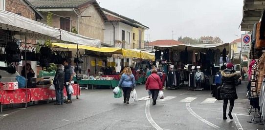 Sospensione dei mercati del 25 dicembre e 1° gennaio a Trecate Sospensione dei mercati del 25 dicembre e 1° gennaio a Trecate